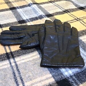 VINTAGE MEN BLACK LEATHER W POINTS & NYLON FACING BY FOWNES